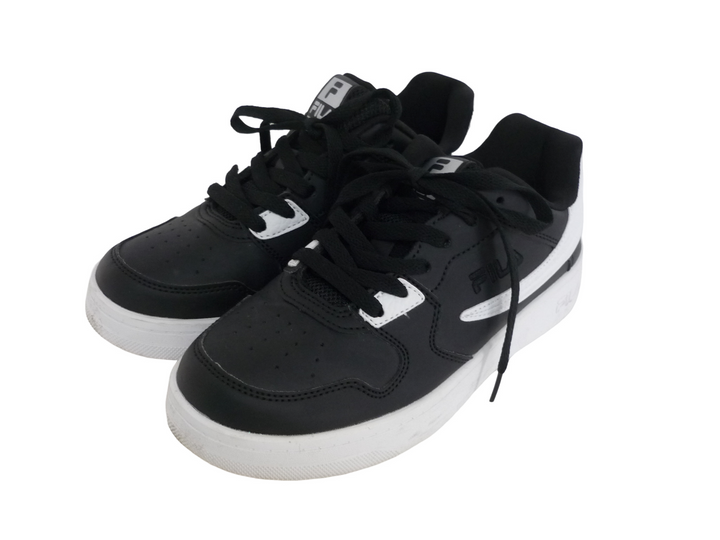 【小物/雑貨】　FILA　スニーカー　シューズ