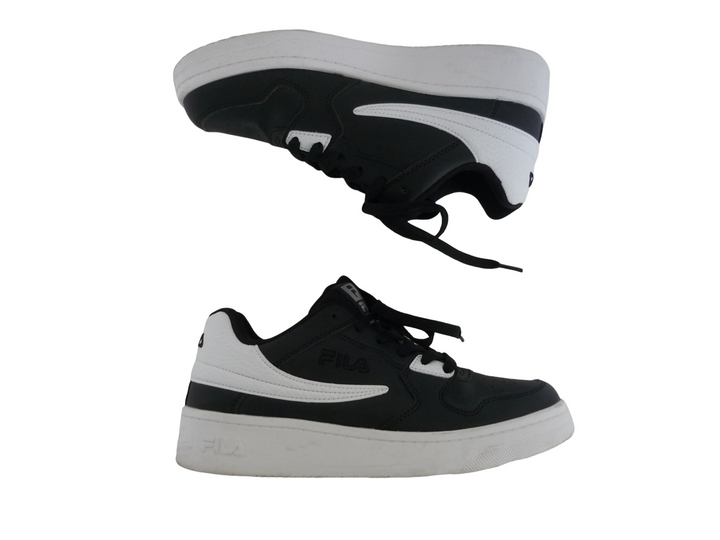 【小物/雑貨】　FILA　スニーカー　シューズ