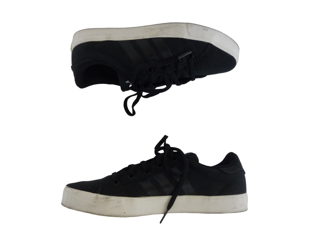 【小物/雑貨】　adidas アディダス　スニーカー　シューズ