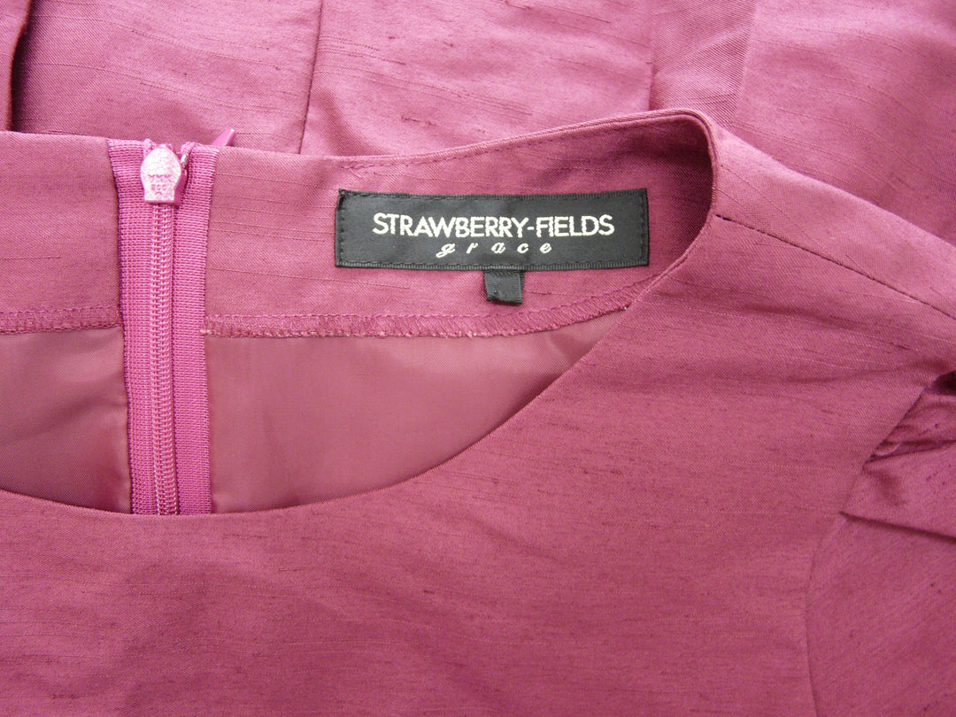 【激安古着】 STAWBERRY-FIFLDS　ドレス　ワンピース or ドレス