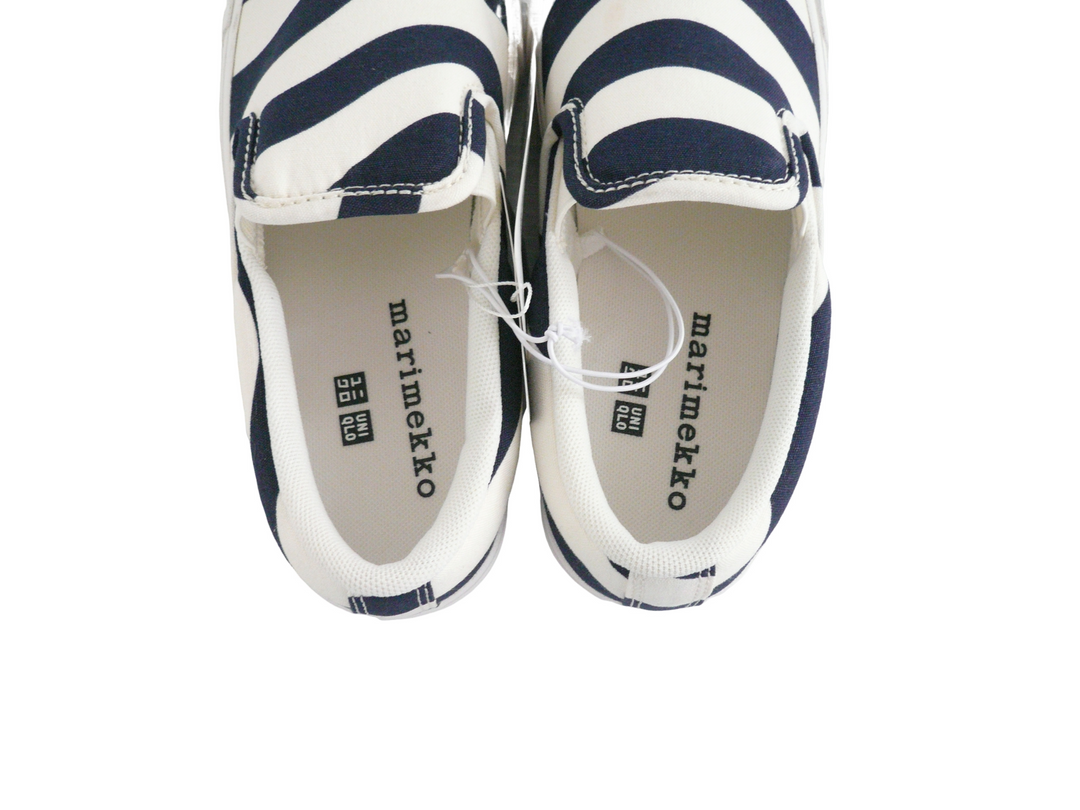 【小物/雑貨】 UNIQLO ユニクロ/marimekko マリメッコ　スリッポン　シューズ