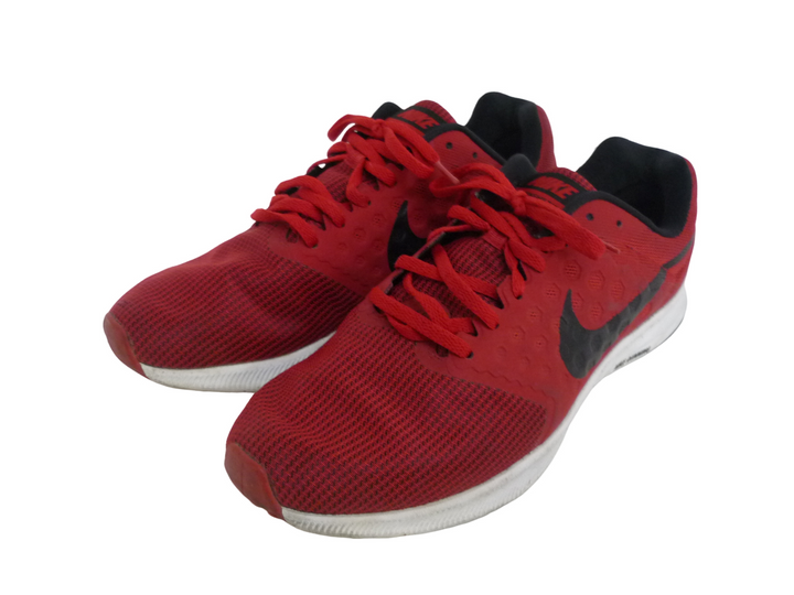 NIKE ナイキ　スニーカー　シューズ