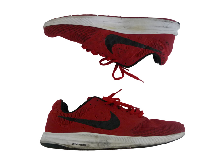 NIKE ナイキ　スニーカー　シューズ