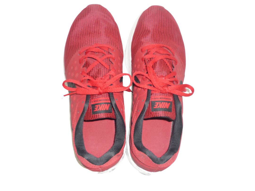 NIKE ナイキ　スニーカー　シューズ