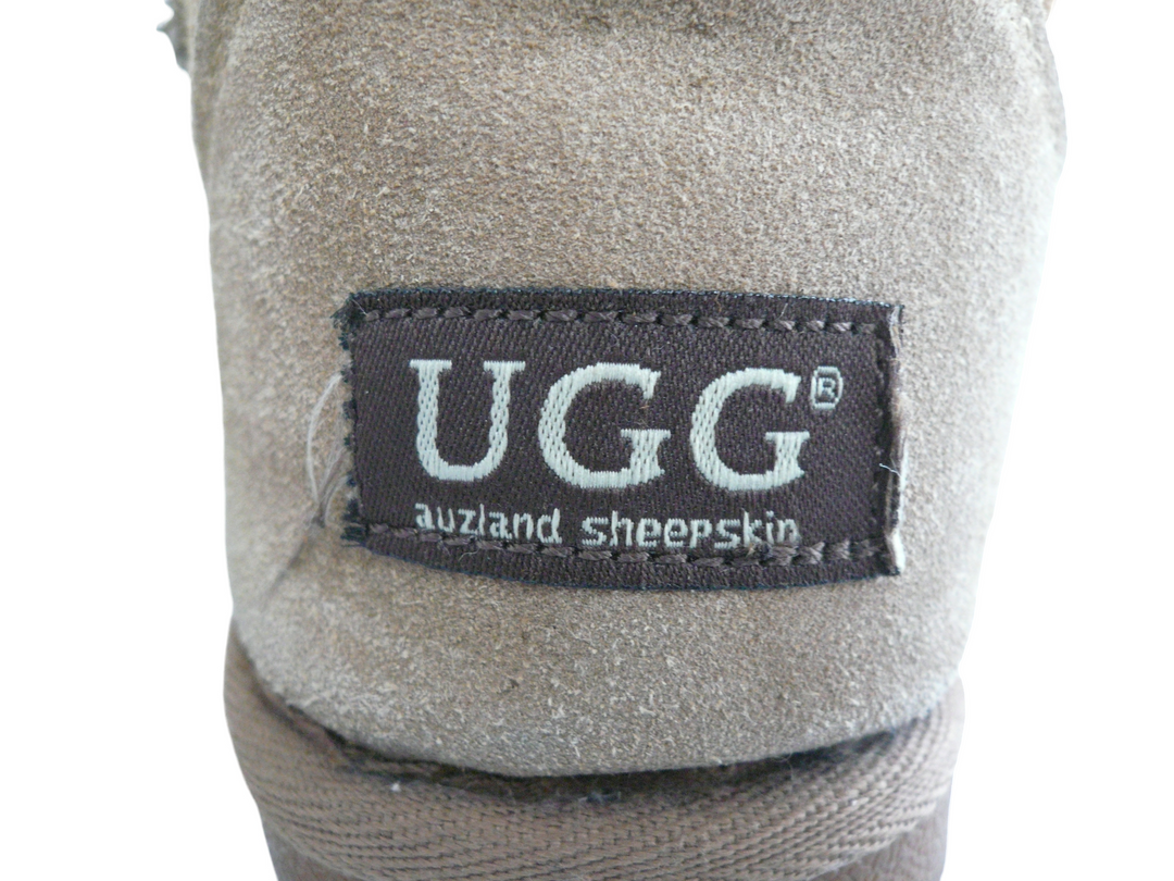 【小物/雑貨】 UGG アグ　ブーツ ショート/ミディアム　シューズ