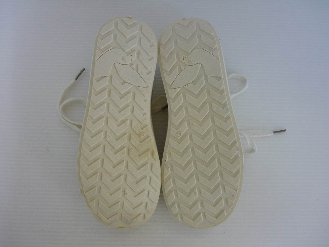 ブランド不明　スニーカー　シューズ