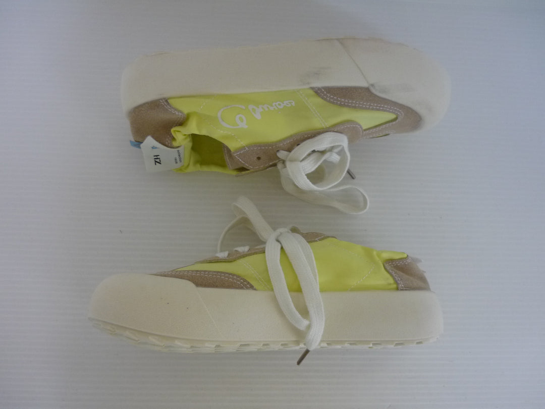 ブランド不明　スニーカー　シューズ