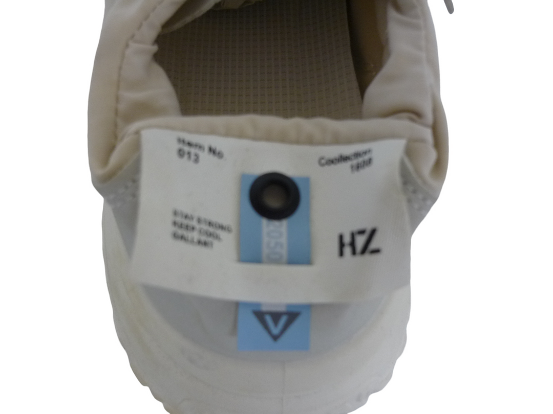 ブランド不明　スニーカー　シューズ