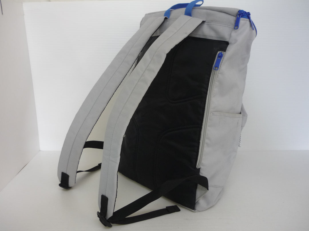 adidas アディダス　バックパック/リュック　バッグ