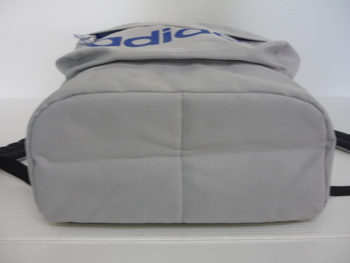 adidas アディダス　バックパック/リュック　バッグ