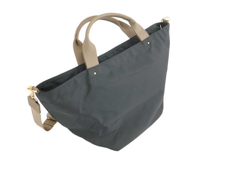 【小物/雑貨】 ブランド不明　トートバッグ　バッグ