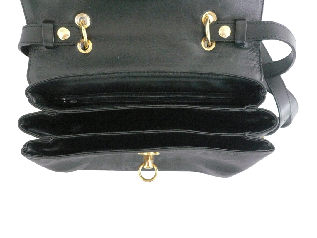 【小物/雑貨】 NINA RICCI ニナリッチ　ショルダーバッグ　バッグ