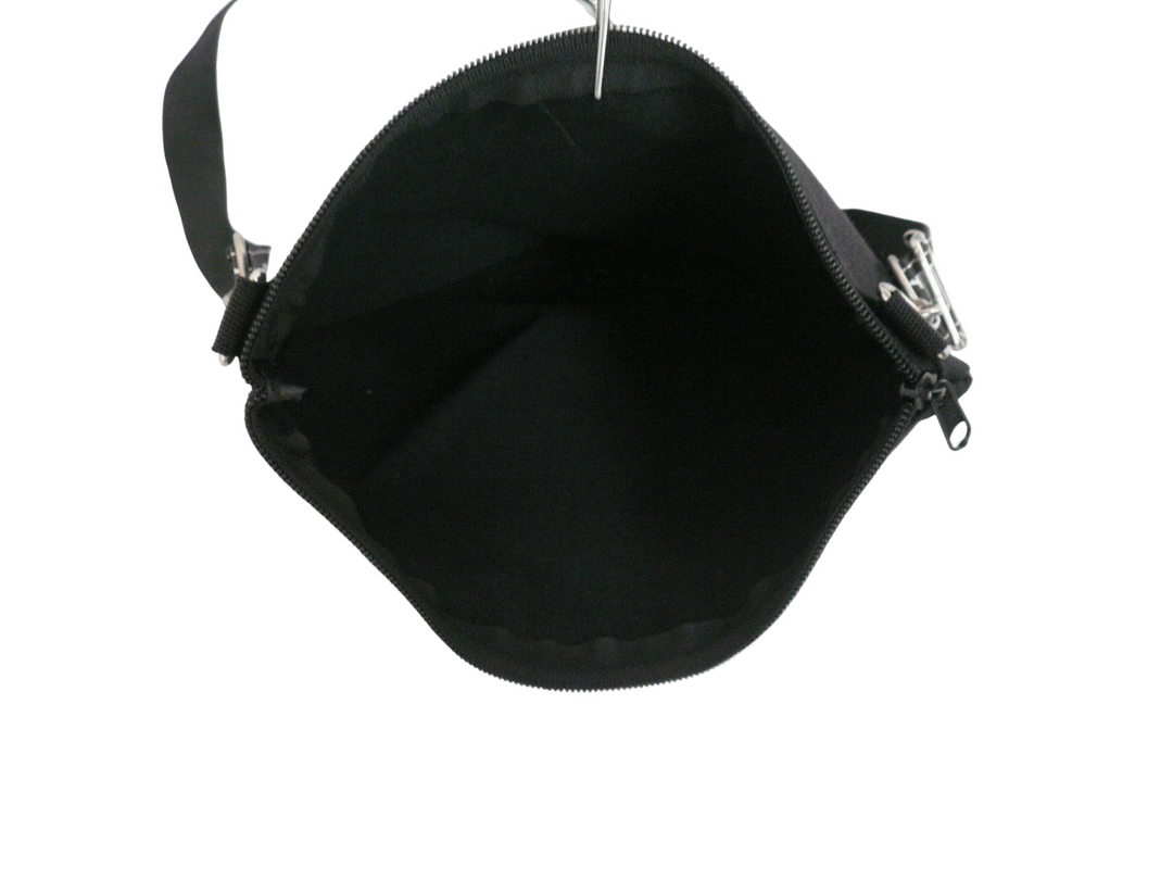 【小物/雑貨】 GUESS ゲス　ショルダーバッグ　バッグ