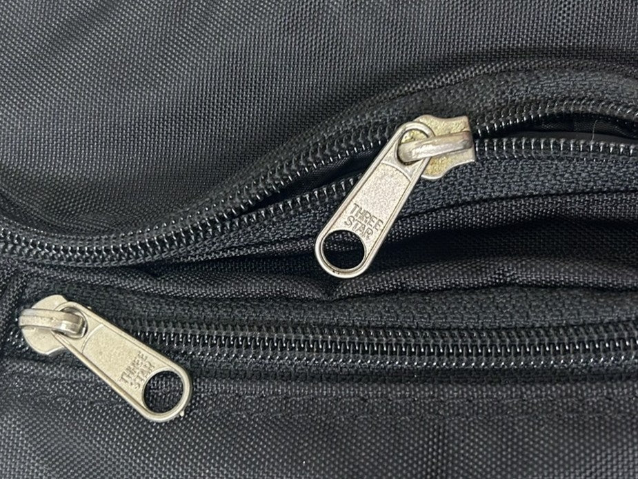 【小物/雑貨】 ブランド不明　ボディバッグ/ウエストポーチ　バッグ