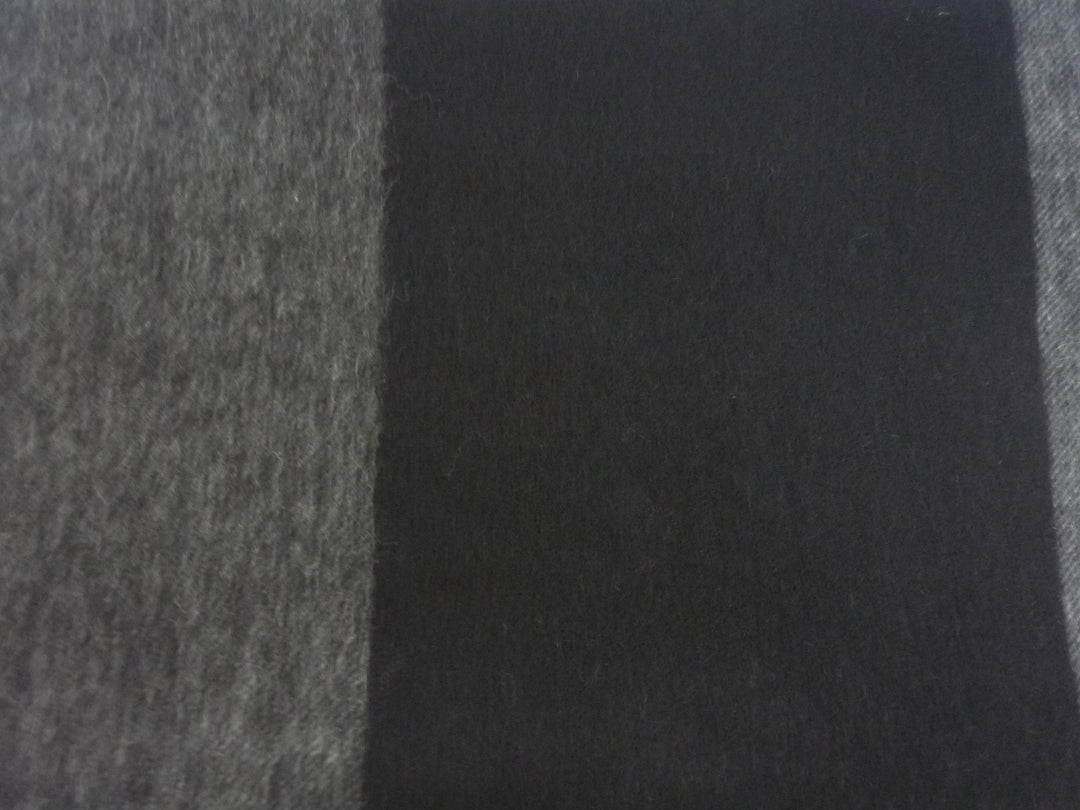 The Intermode Collection　マフラー　ファッション小物