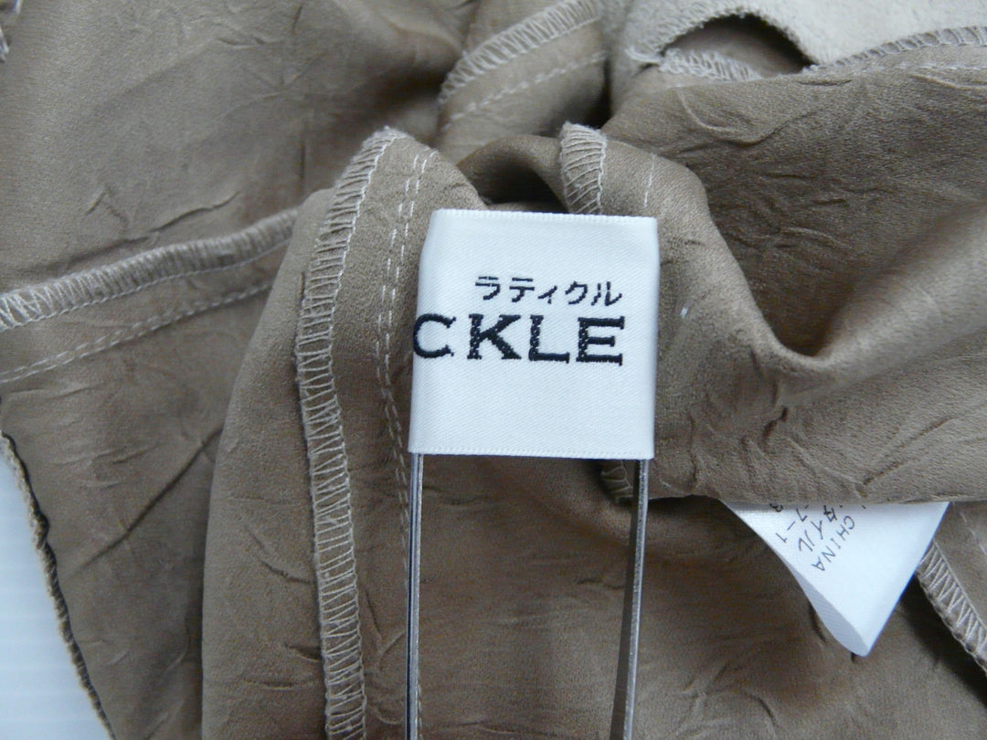 【激安古着】 LATICKLE　テーラードジャケット　アウター