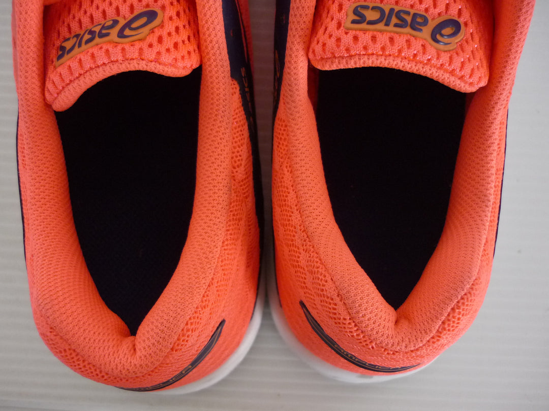 asics アシックス　スニーカー　シューズ