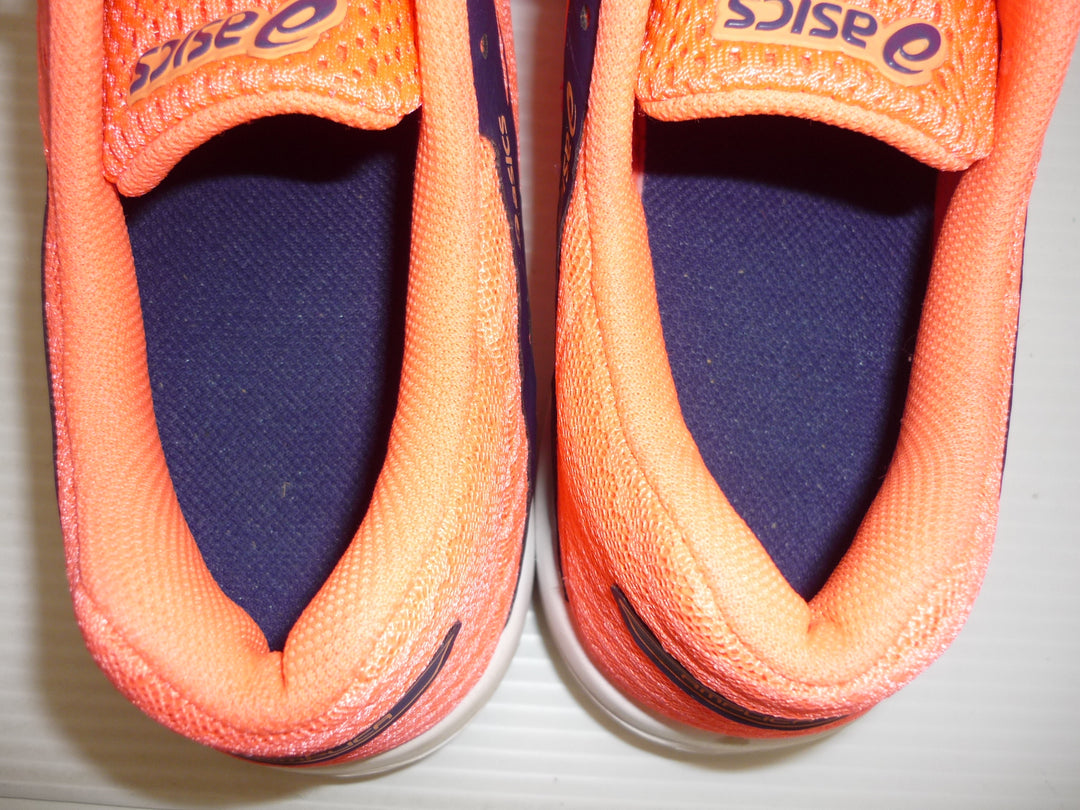 asics アシックス　スニーカー　シューズ