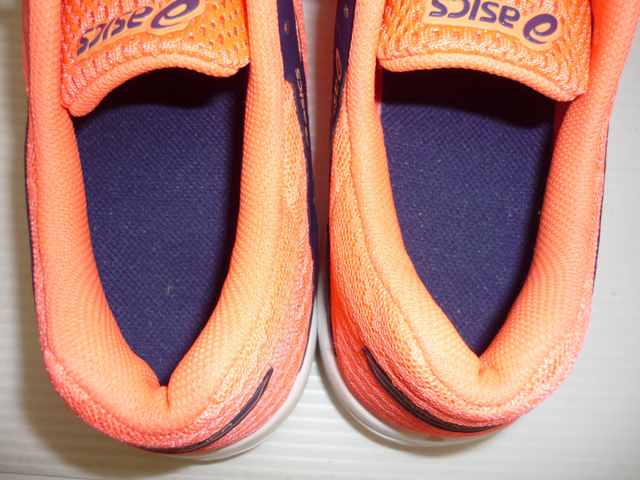 asics アシックス　スニーカー　シューズ