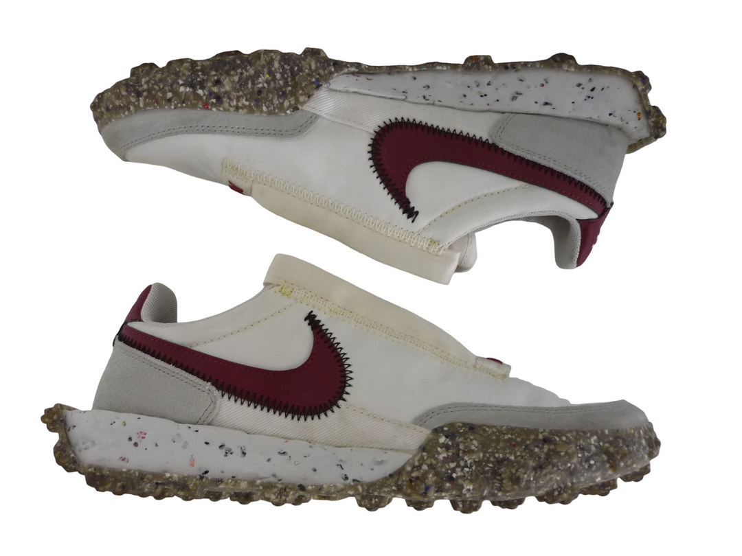 NIKE ナイキ　スニーカー　シューズ