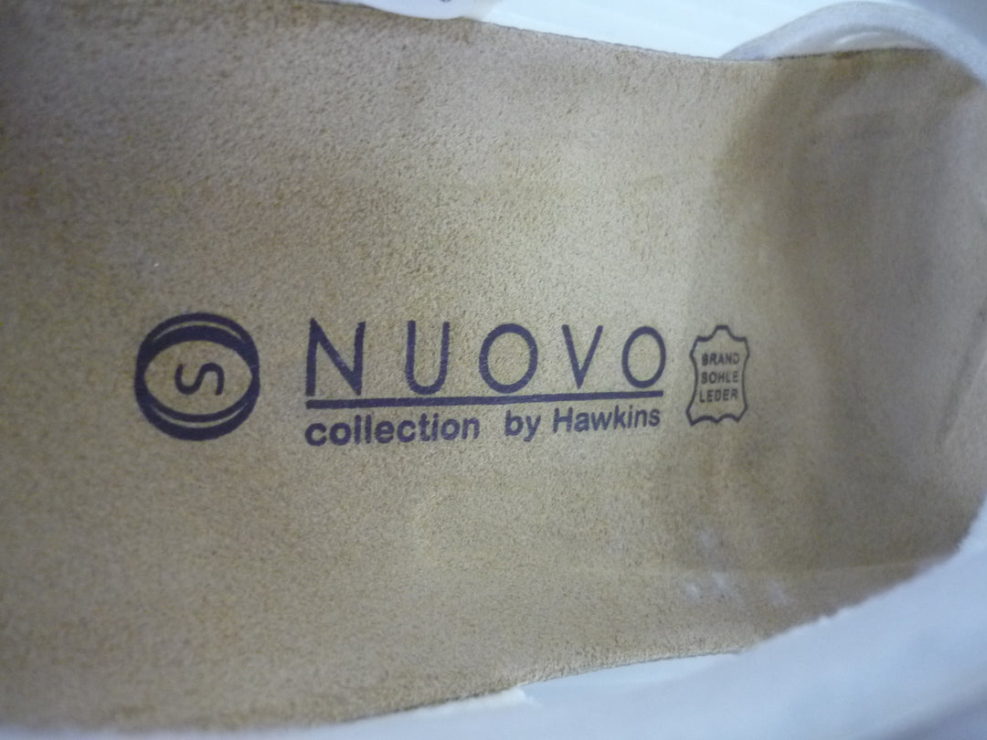 NUOVO　サンダル　シューズ