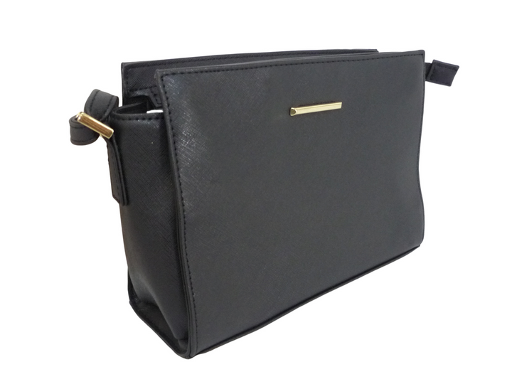 ブランド不明　ショルダーバッグ　バッグ