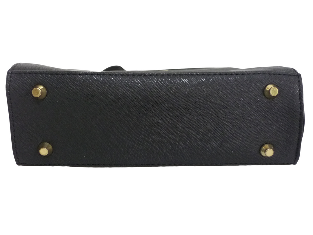 ブランド不明　ショルダーバッグ　バッグ