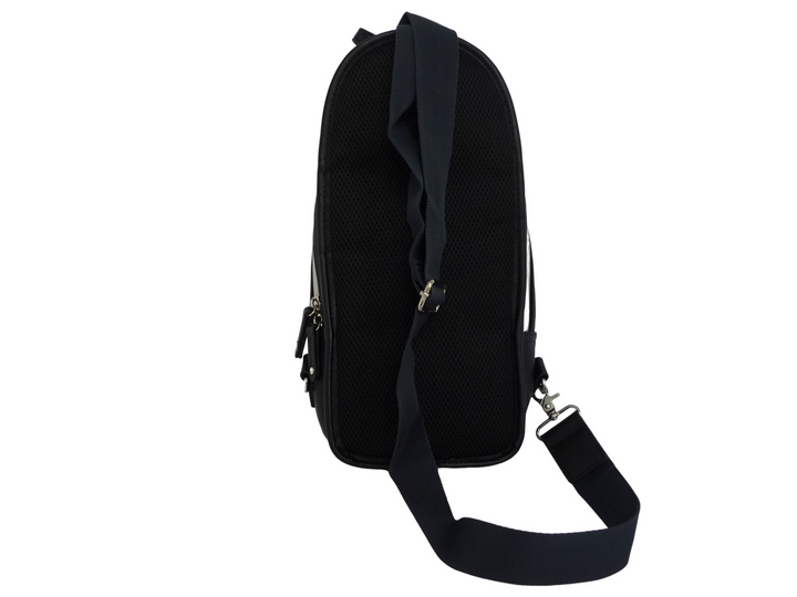 ブランド不明　ボディバッグ/ウエストポーチ　バッグ