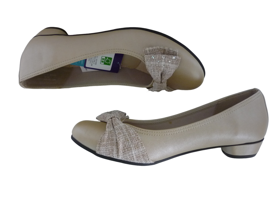 WellnessLight　パンプス　シューズ