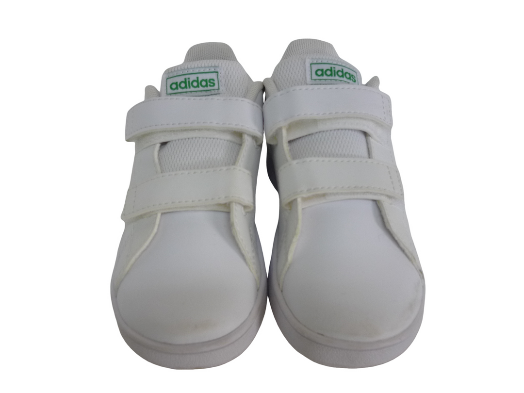 adida アディダス　スニーカー　シューズ