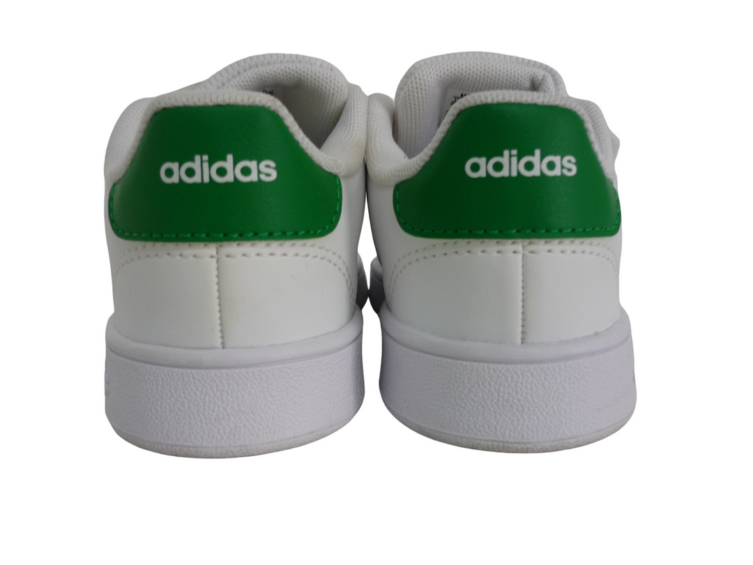 adida アディダス　スニーカー　シューズ