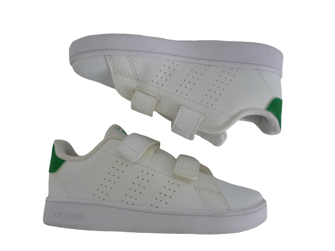 adida アディダス　スニーカー　シューズ