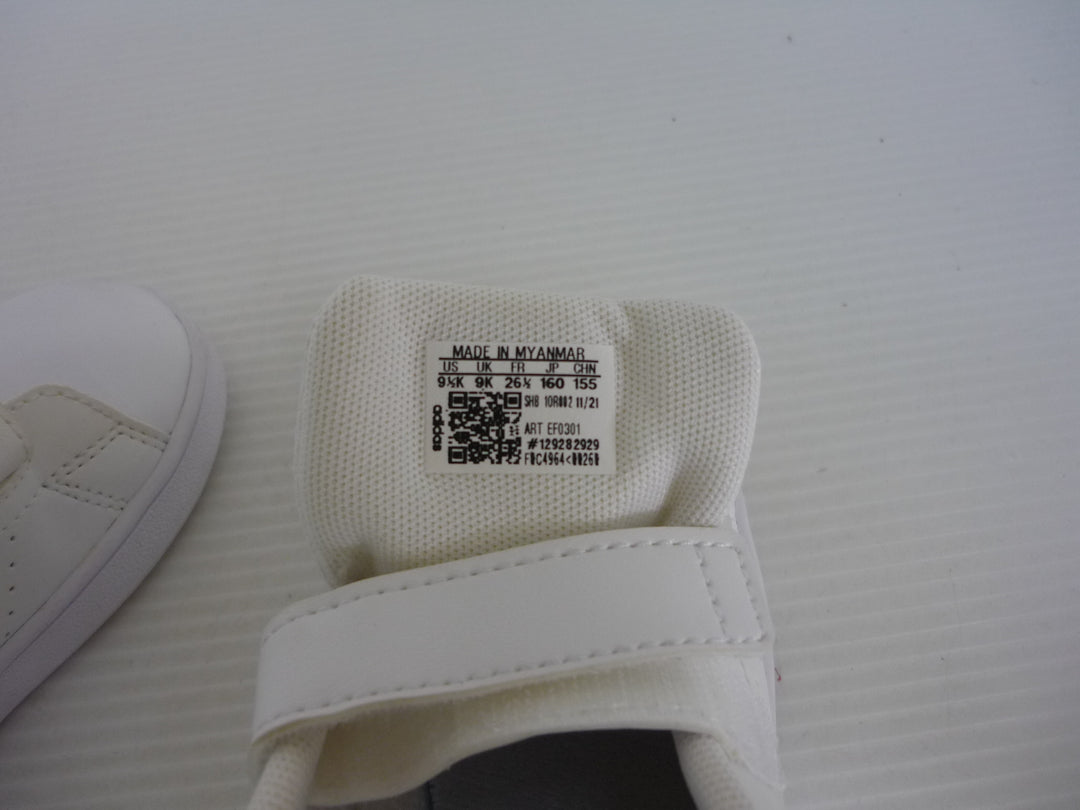 adida アディダス　スニーカー　シューズ