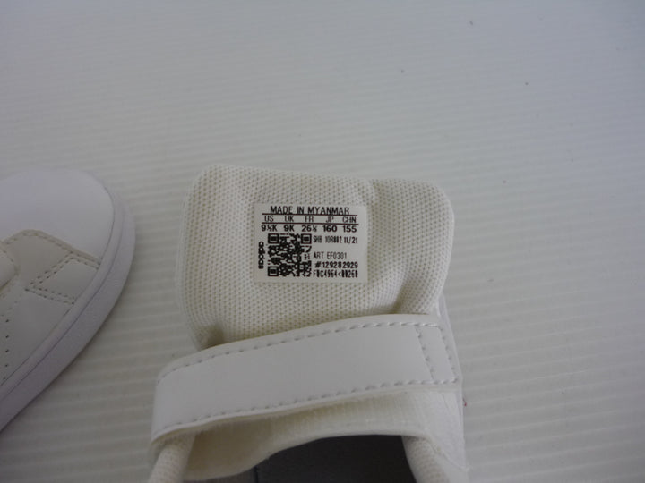 adida アディダス　スニーカー　シューズ