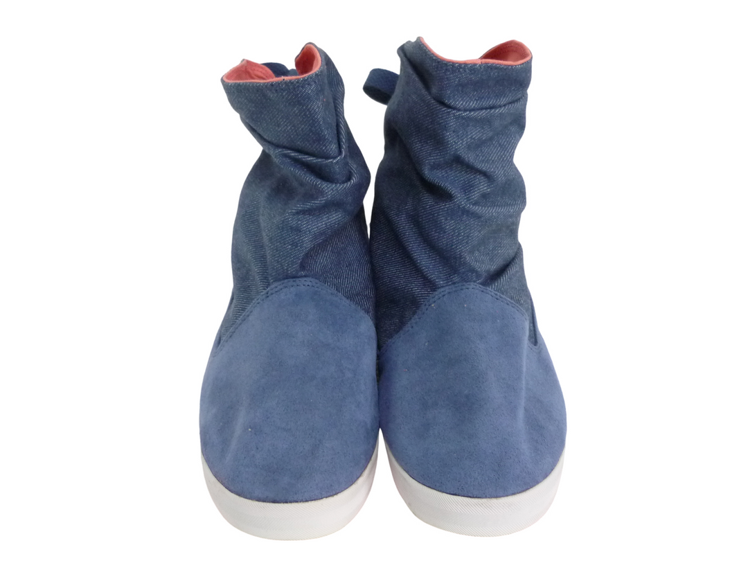 adida アディダス　スニーカー　シューズ