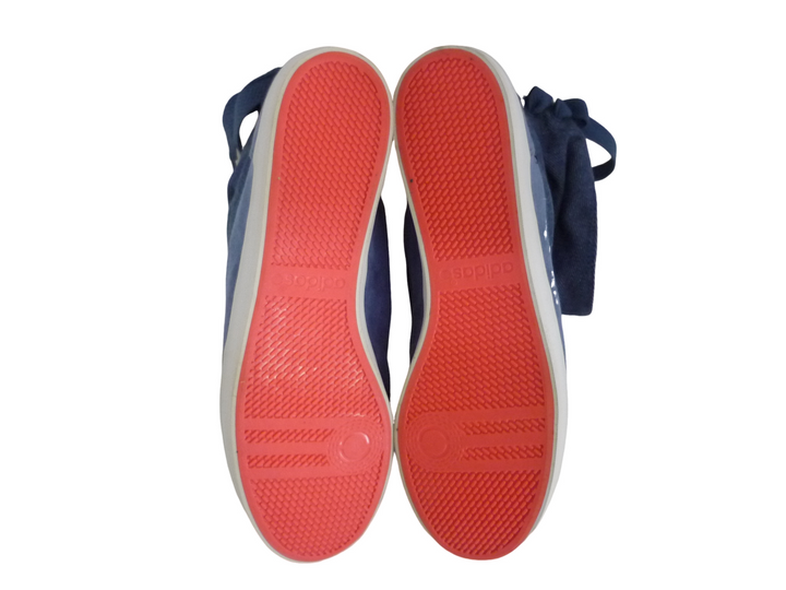 adida アディダス　スニーカー　シューズ