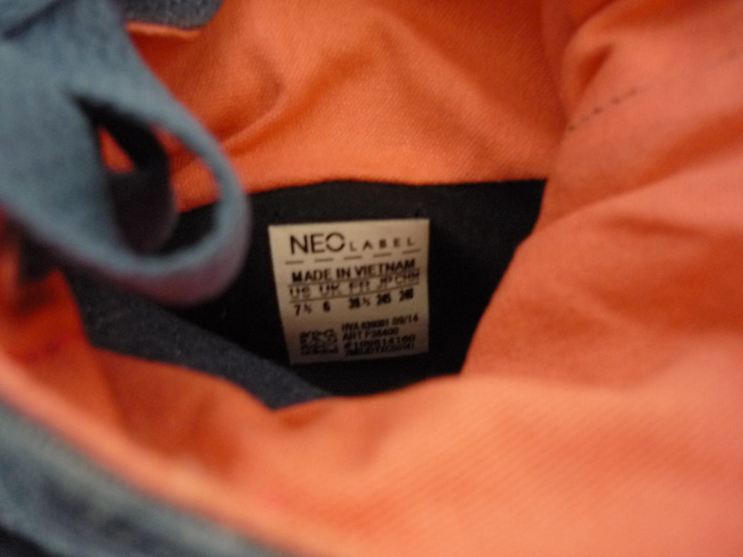 adida アディダス　スニーカー　シューズ