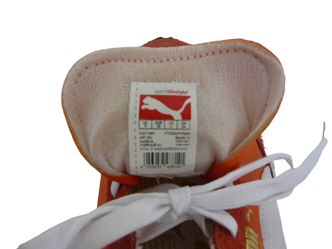 PUMA プーマ　スニーカー　シューズ