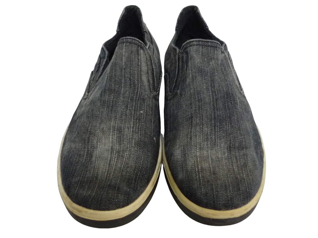 UGG　スリッポン　シューズ