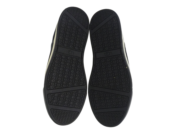 UGG　スリッポン　シューズ