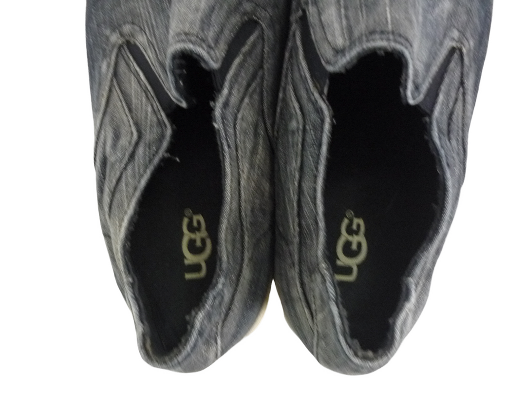 UGG　スリッポン　シューズ