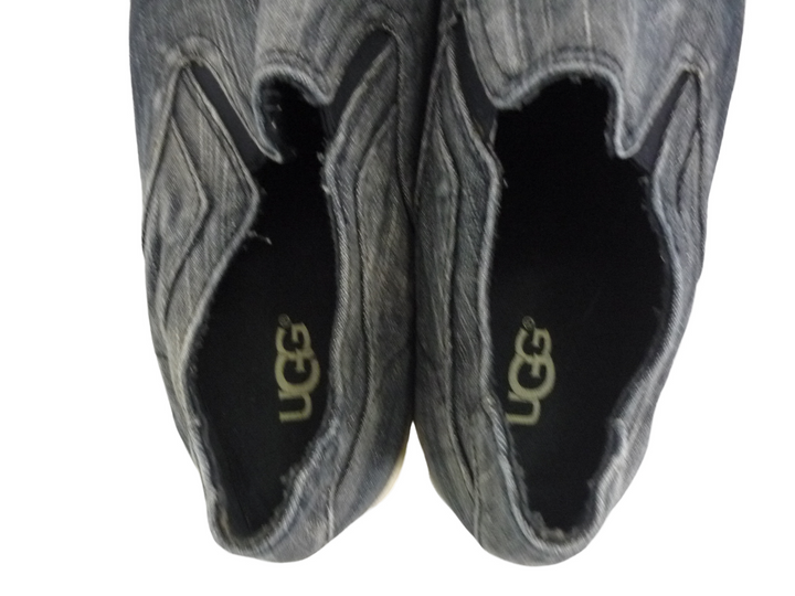 UGG　スリッポン　シューズ