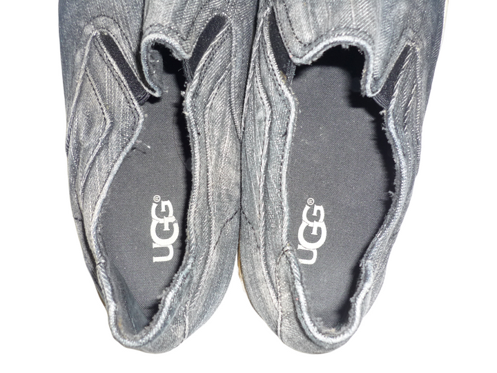 UGG　スリッポン　シューズ