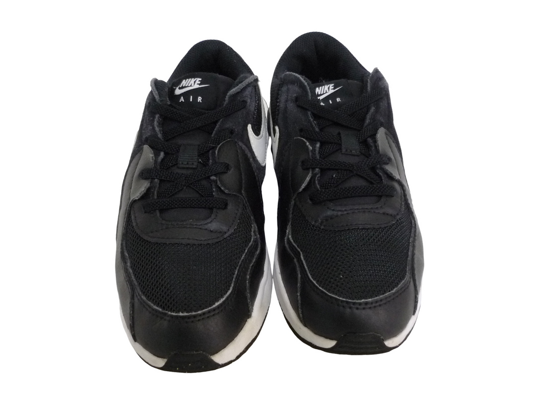 NIKE　ナイキ　スニーカー　シューズ