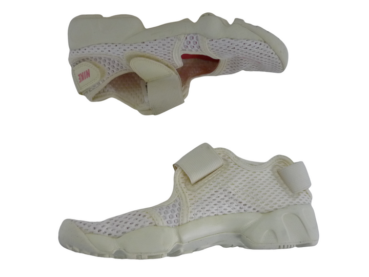 NIKE.ナイキ　サンダル　シューズ