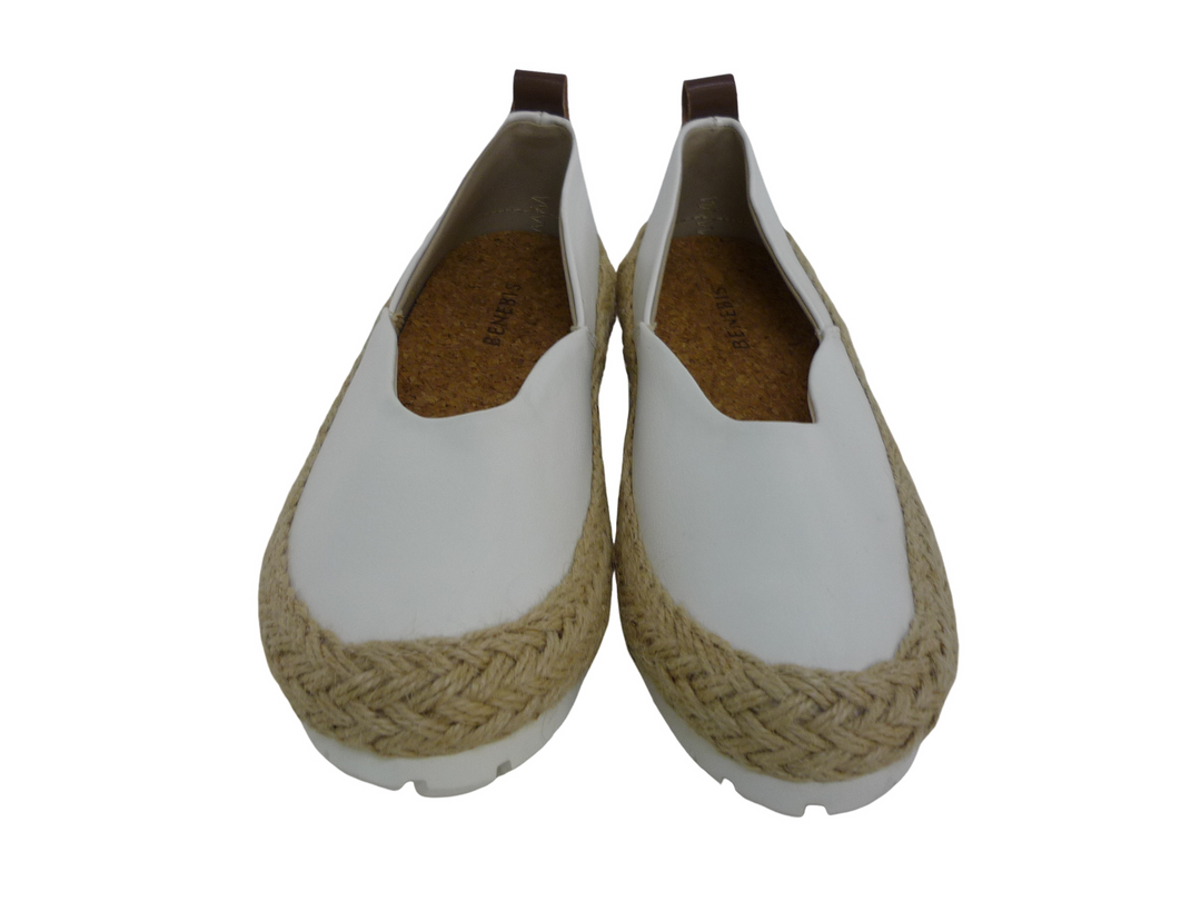 BENEBIS　スリッポン　シューズ