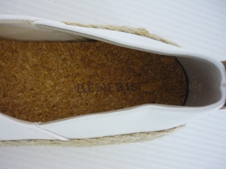 BENEBIS　スリッポン　シューズ