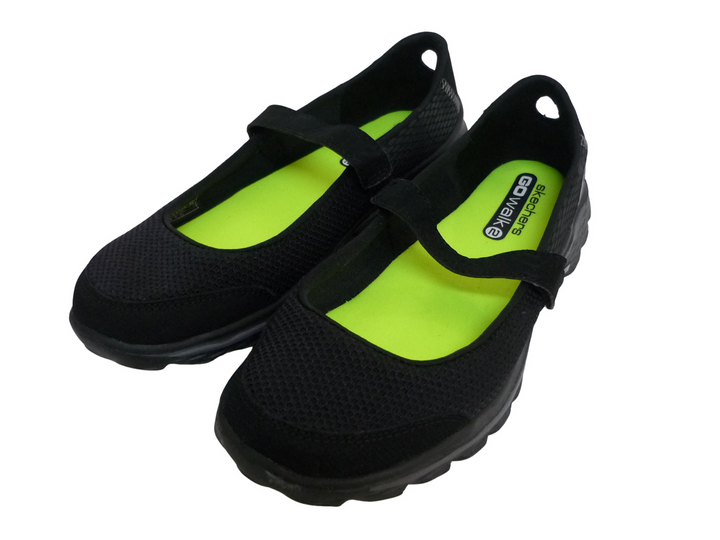 skechers　スリッポン　シューズ