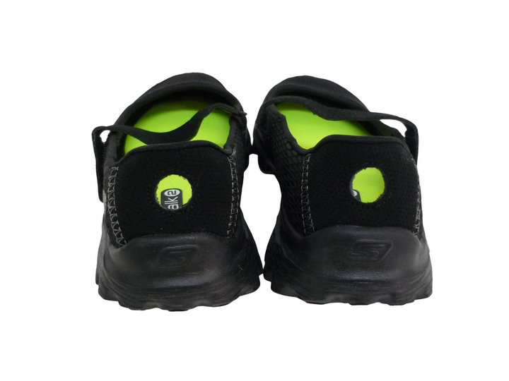 skechers　スリッポン　シューズ