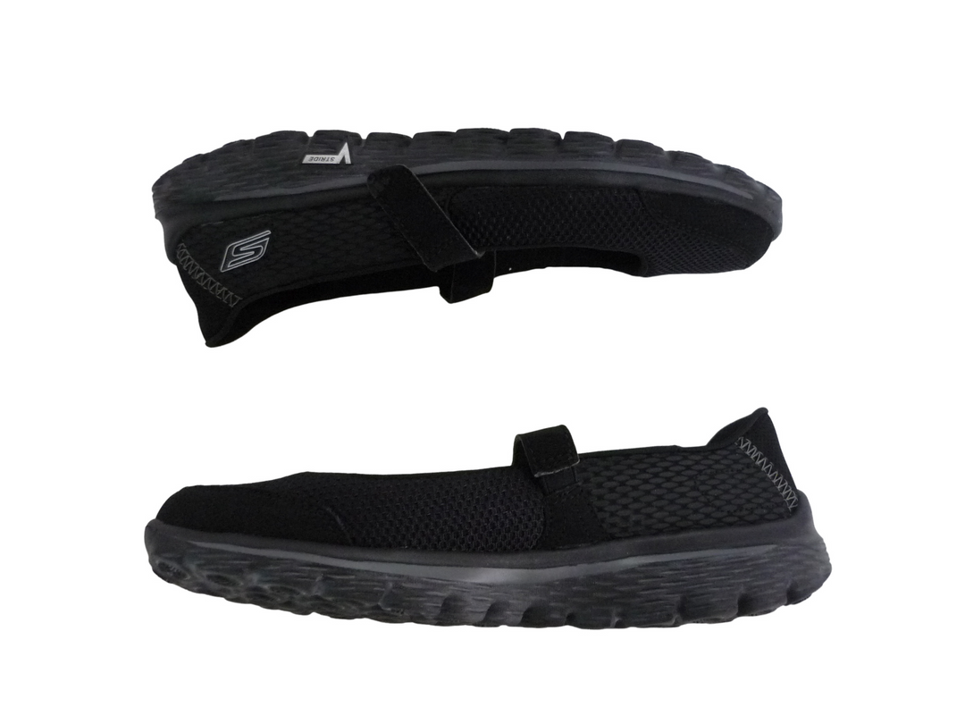 skechers　スリッポン　シューズ